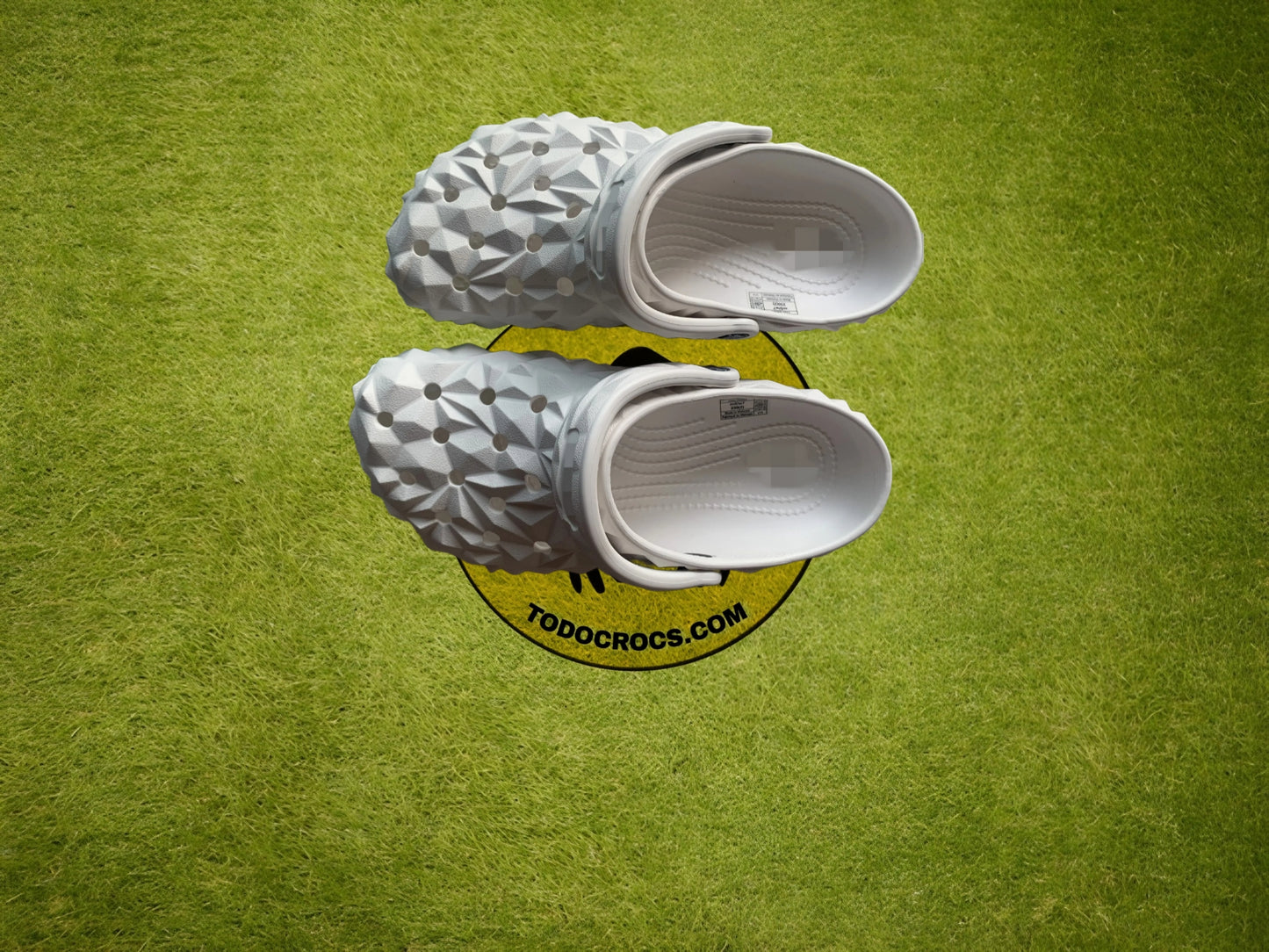 RVT - Crocs Classic Geometric